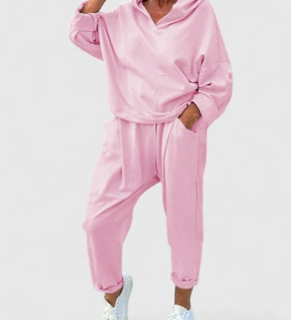 Sally | Pohodlná souprava s kapucí