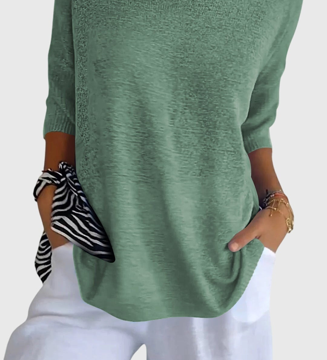 Cassandra™ | Elegantní top s V výstřihem