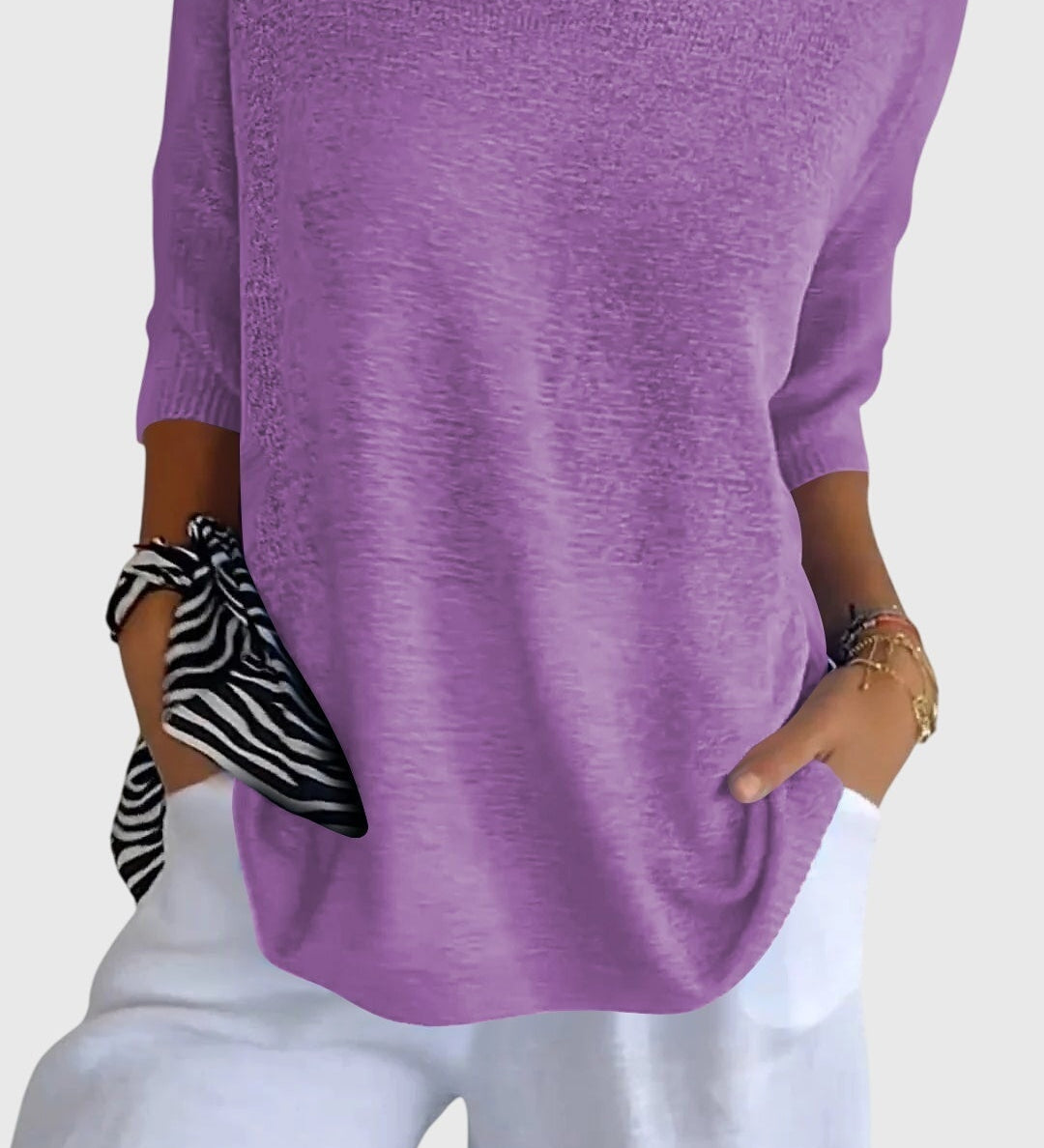 Cassandra™ | Elegantní top s V výstřihem