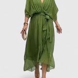 Nada | Elegantní šaty s V výstřihem